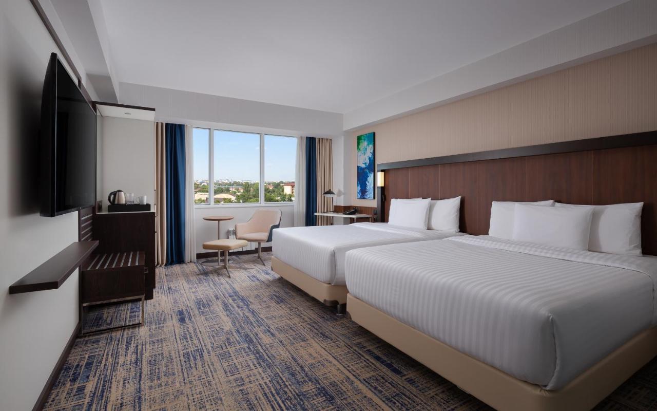 Hotel Courtyard By Marriott Taskent Exterior foto