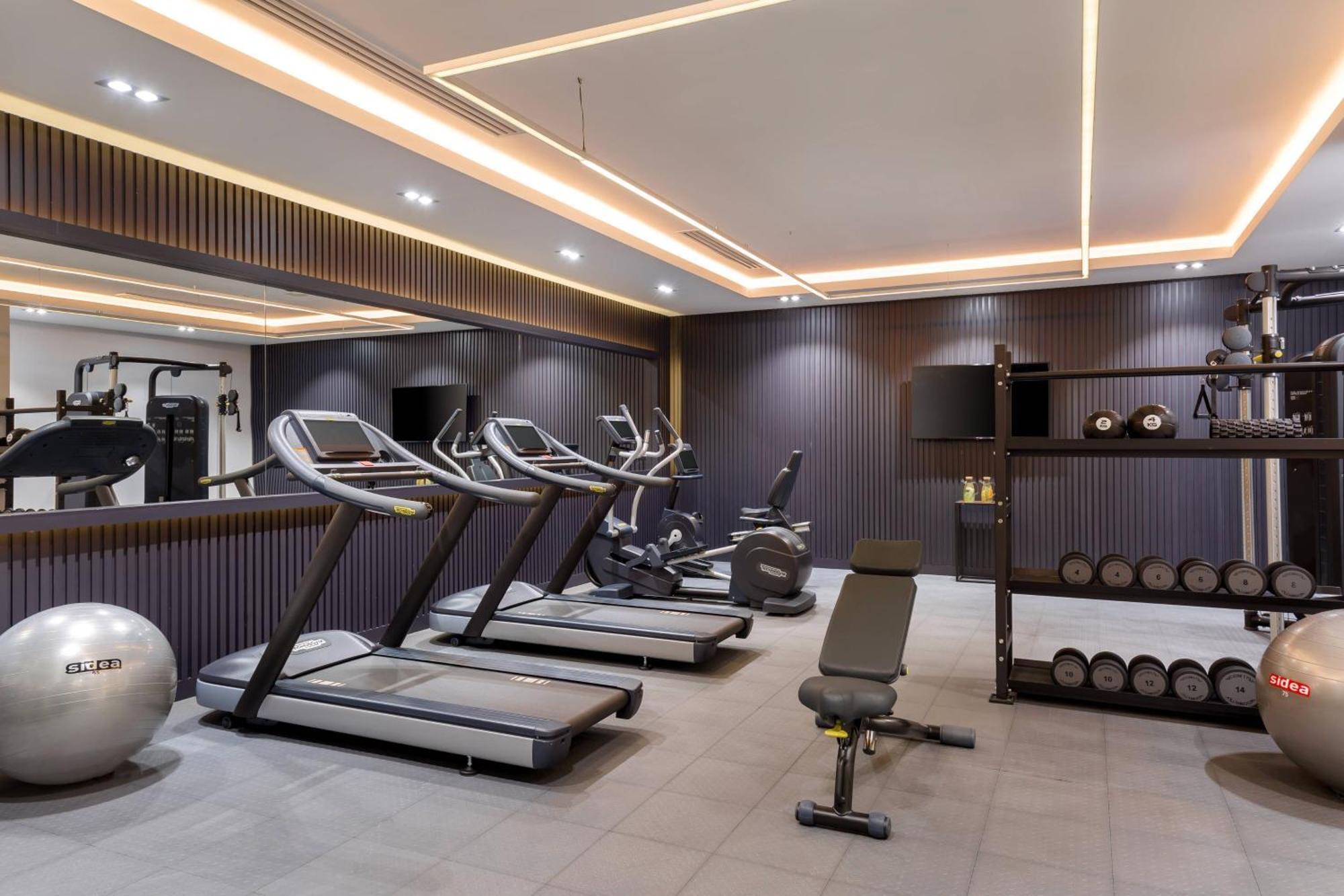 Hotel Courtyard By Marriott Taskent Exterior foto