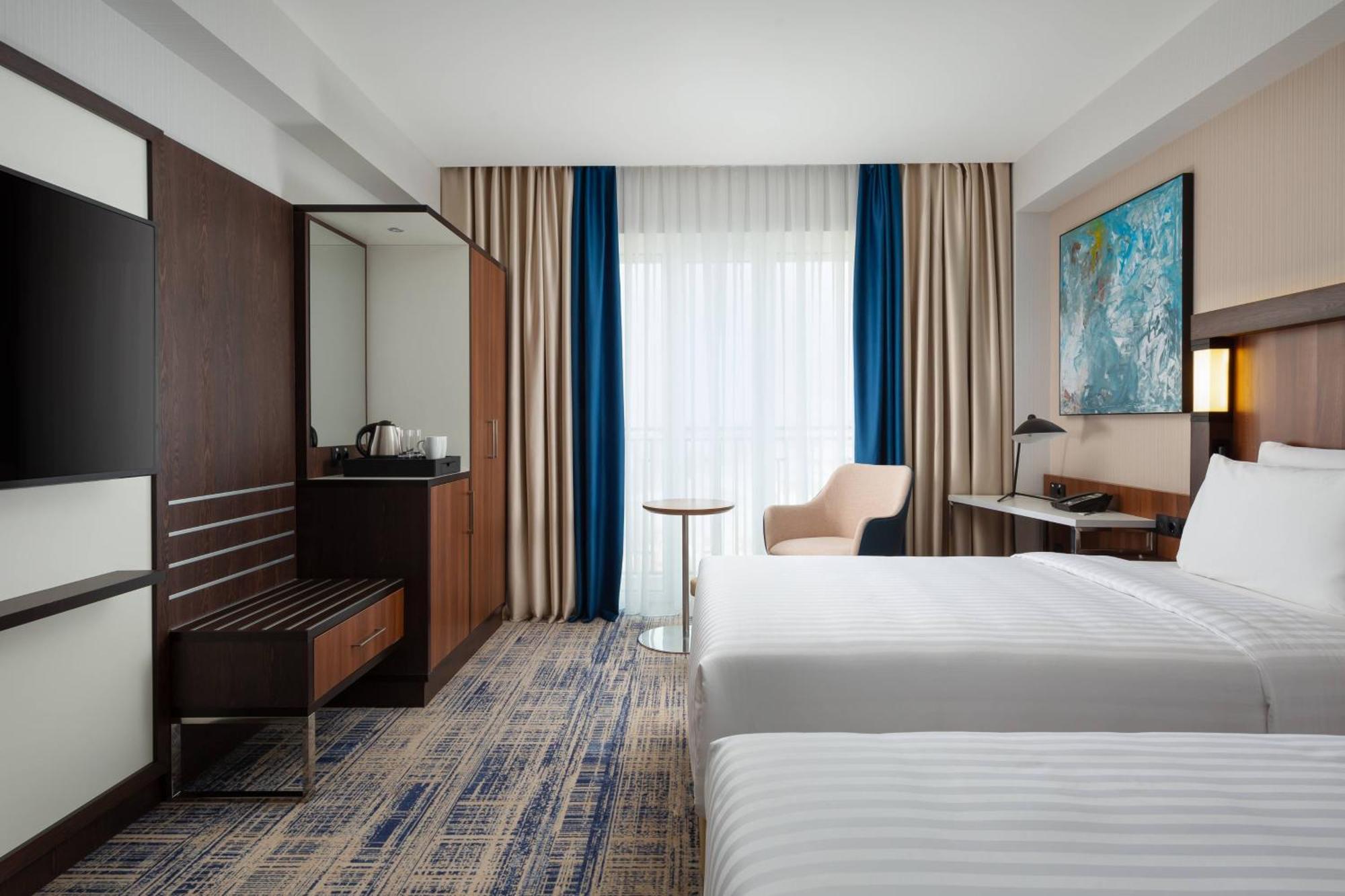 Hotel Courtyard By Marriott Taskent Exterior foto