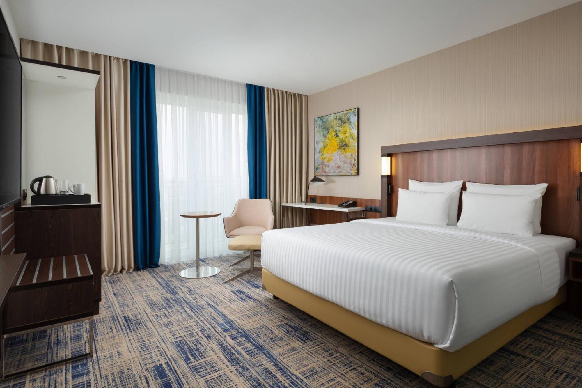 Hotel Courtyard By Marriott Taskent Exterior foto